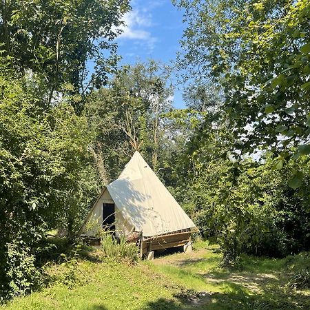 Au Bonheur Nomade Hotel Livry  Bagian luar foto